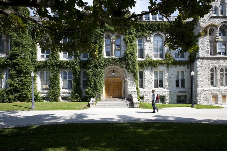 Theological Hall, Queens